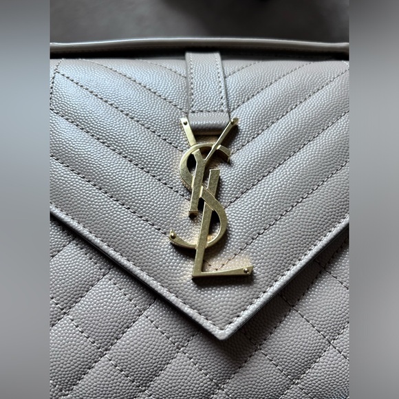 🔥YSL ENVELOPE MEDIUM IN QUILTED GRAIN DE POUDRE EMBOSSED LEATHER - Picture 16 of 16